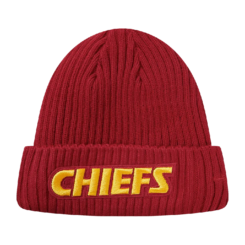 Classic cap with subtle tonal embroidery -NFL KANSAS CITY CHIEFS CLASSIC CORE UNISEX BEANIE (RED)