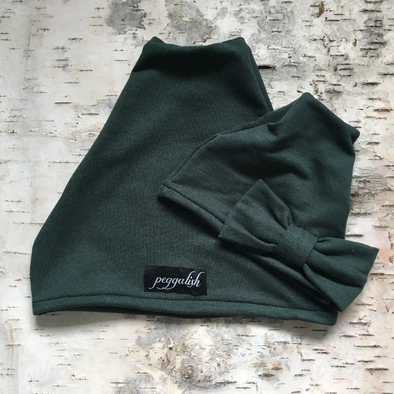 Classic cap with simple logo embroidery -Beanie Hat - Pine