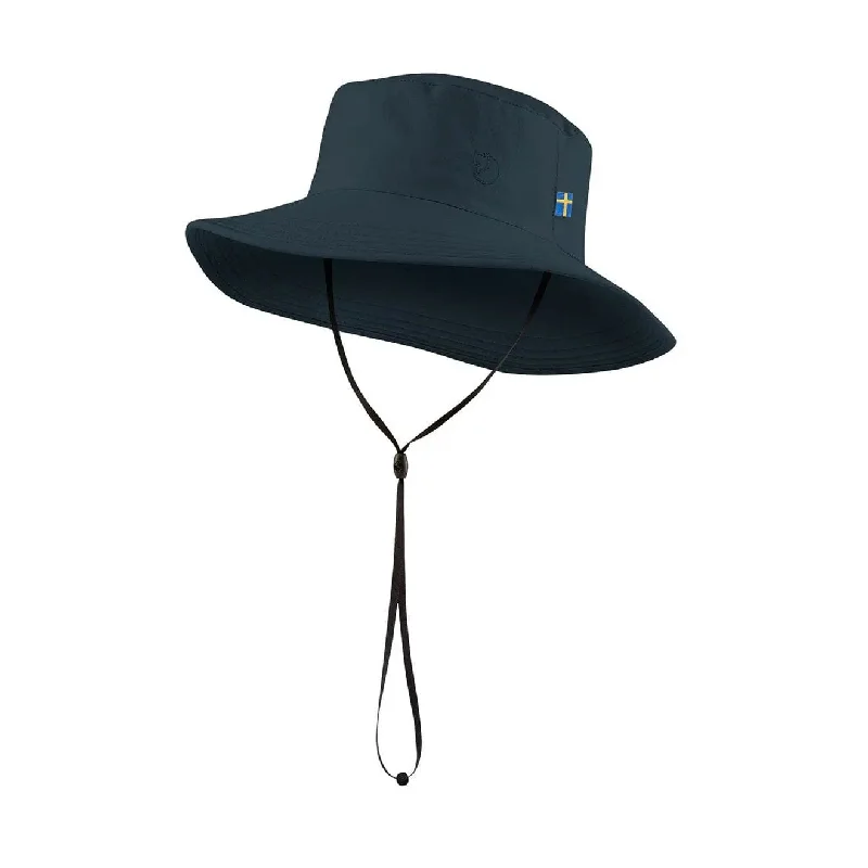 Handcrafted straw beach hat for women with elegant design and casual appeal -Fjallraven Abisko Sun Hat Dark Navy