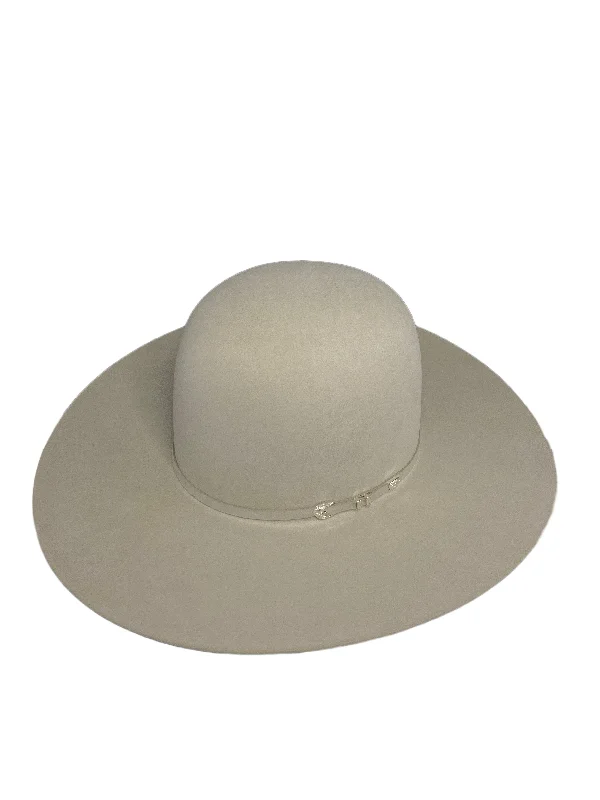 Fashionable straw Panama hat for men with traditional and sleek design -40X Arena Silverbelly