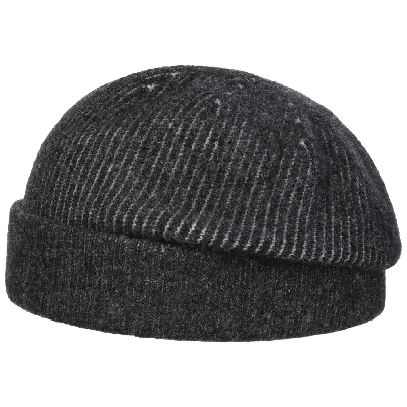 Black baseball cap for sleek all-black looks -Namelia Wool Beanie by Barascon