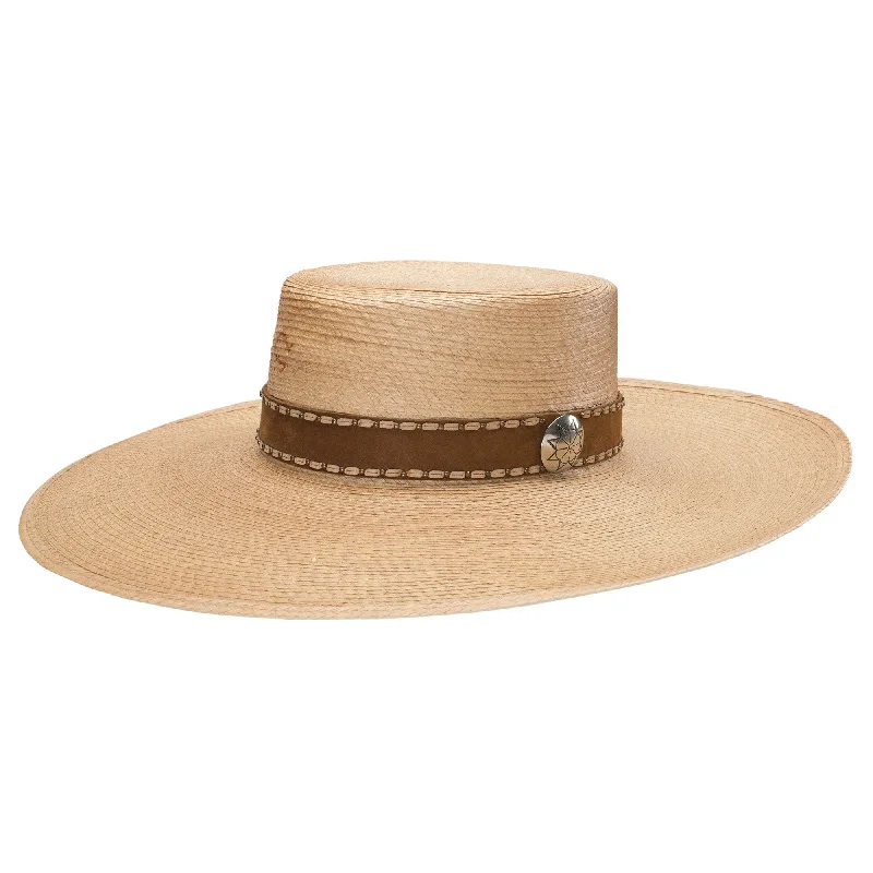 Trendy straw hat for women with geometric accents for modern touch -Vaquera