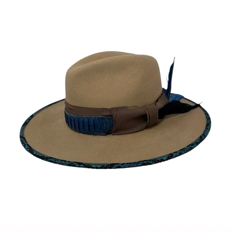 Warm felt hat for snowy mountain trips -Camel & Turquoise Fedora