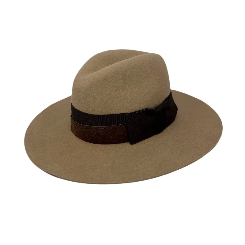 Rugged felt hat for outdoor adventure needs -Camel & Aligator Fedora