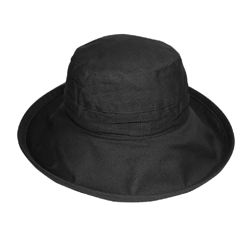 Baseball Cap for School Days -Essential Traveller Hat - Black