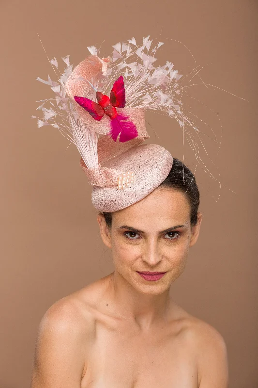 Breathable felt hat for all-day comfort -Mia- Pink derby fascinator with pearls and humming bird